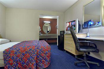 Q Lodging Extended Stay San Antonio Ngoại thất bức ảnh