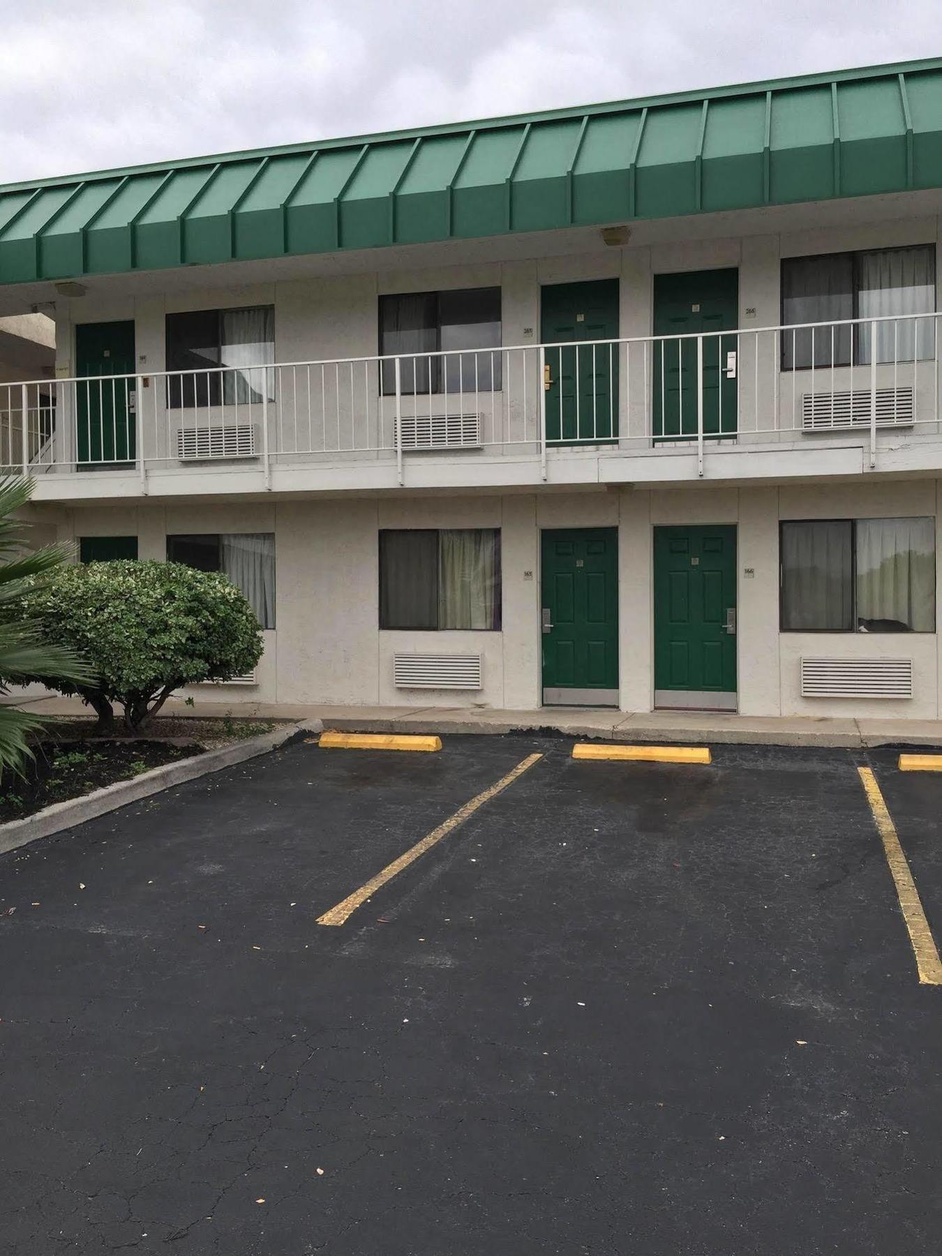 Q Lodging Extended Stay San Antonio Ngoại thất bức ảnh